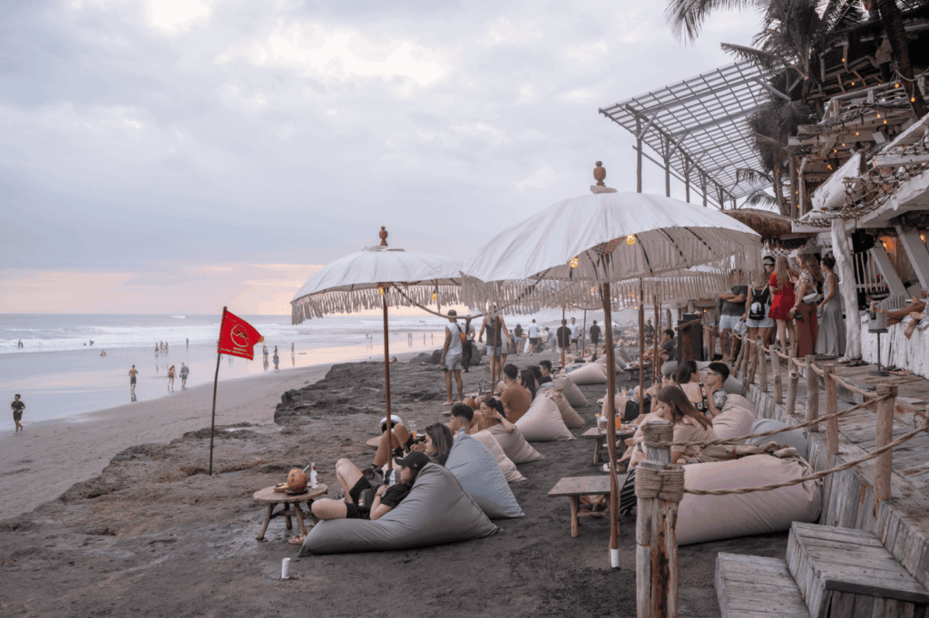 echo beach canggu la brisa