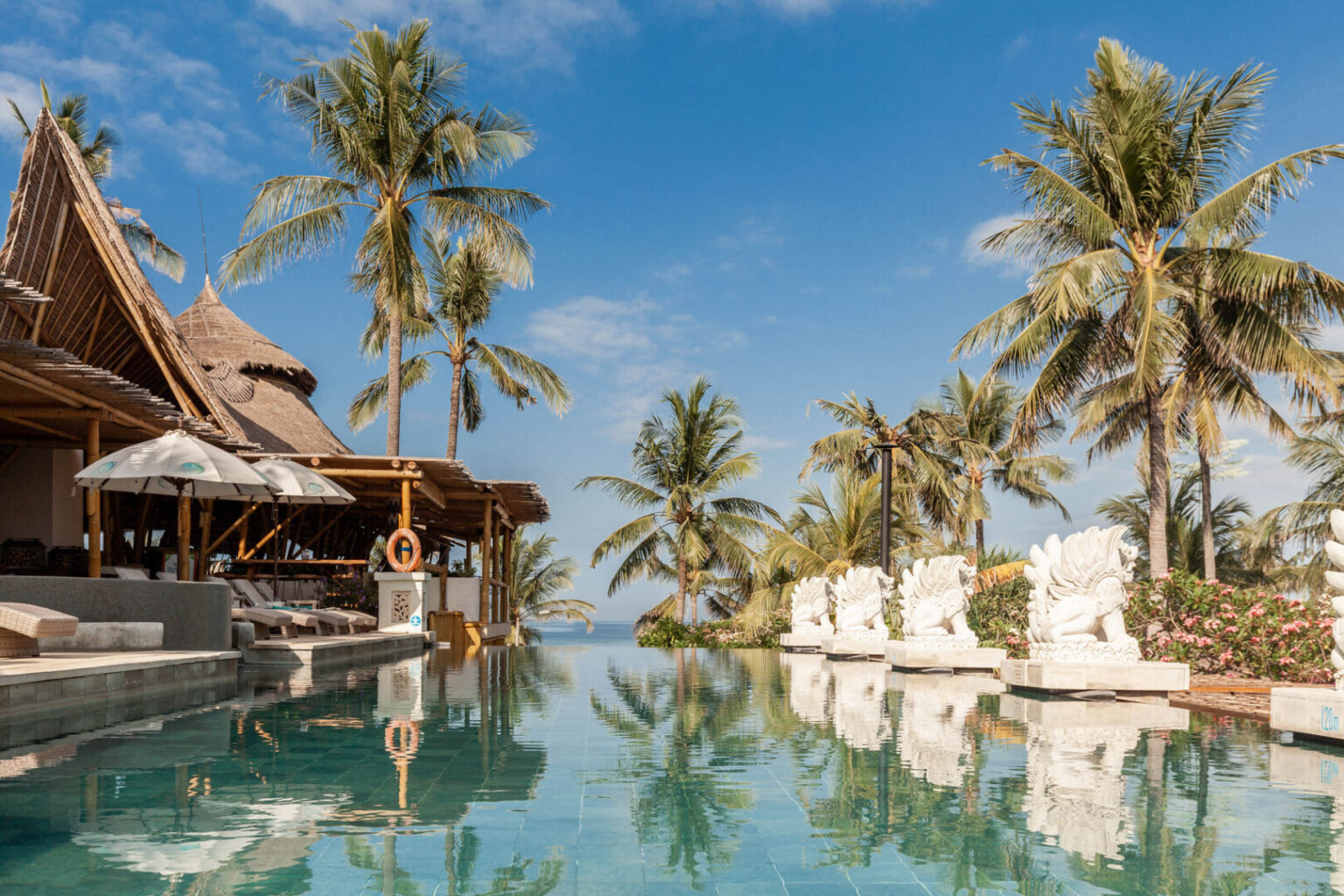 Azul-Infinity-Pool-3