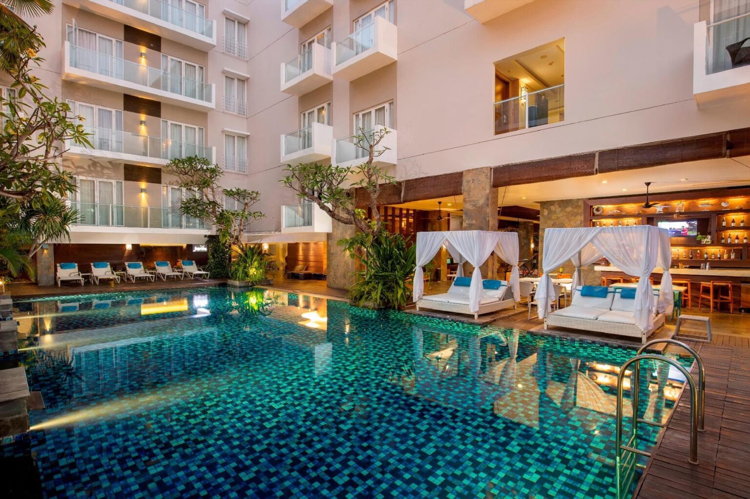 Grand-Ixora-Kuta-Resort-4