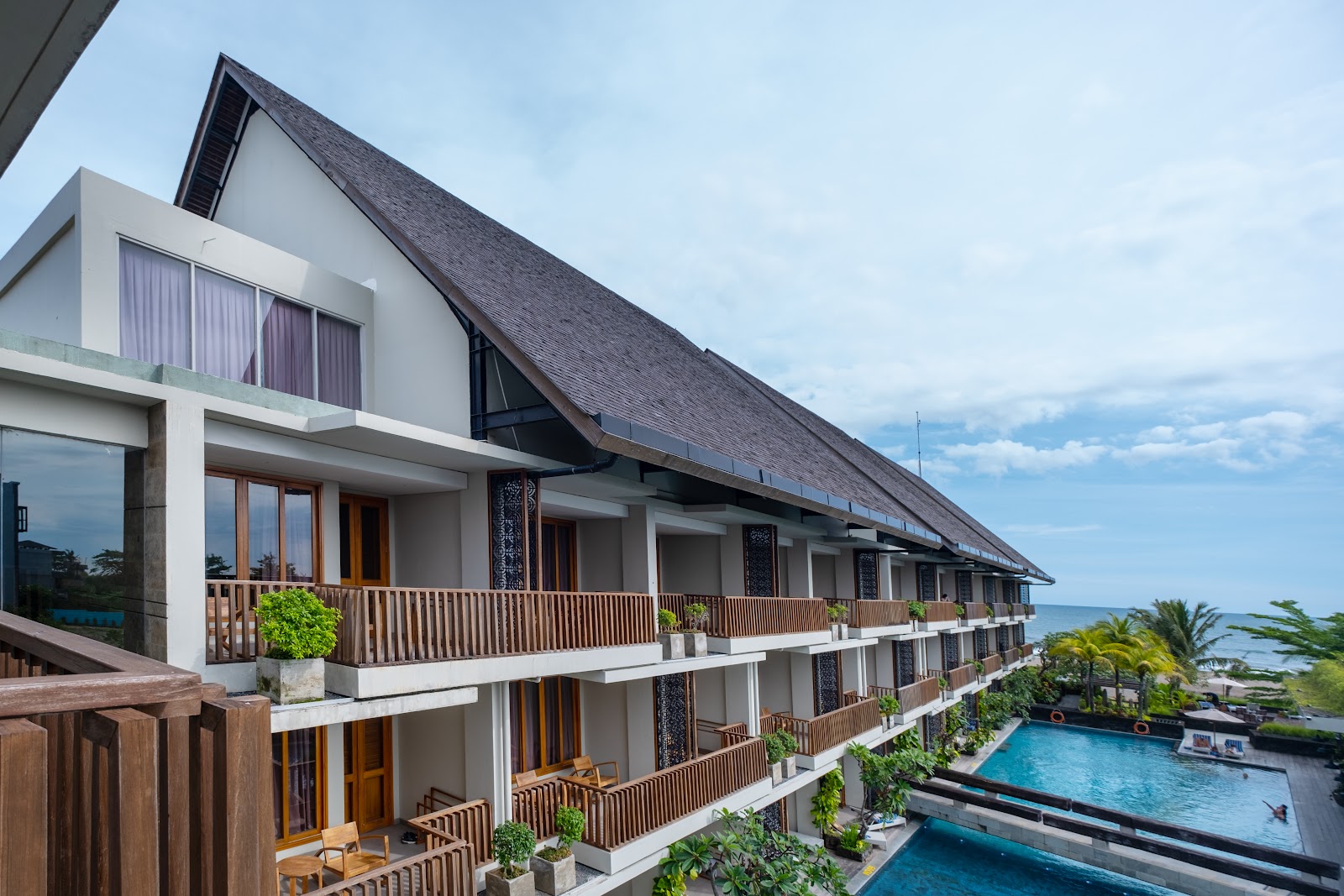 Exterior and pool of Swarga Suites Bali Berawa
